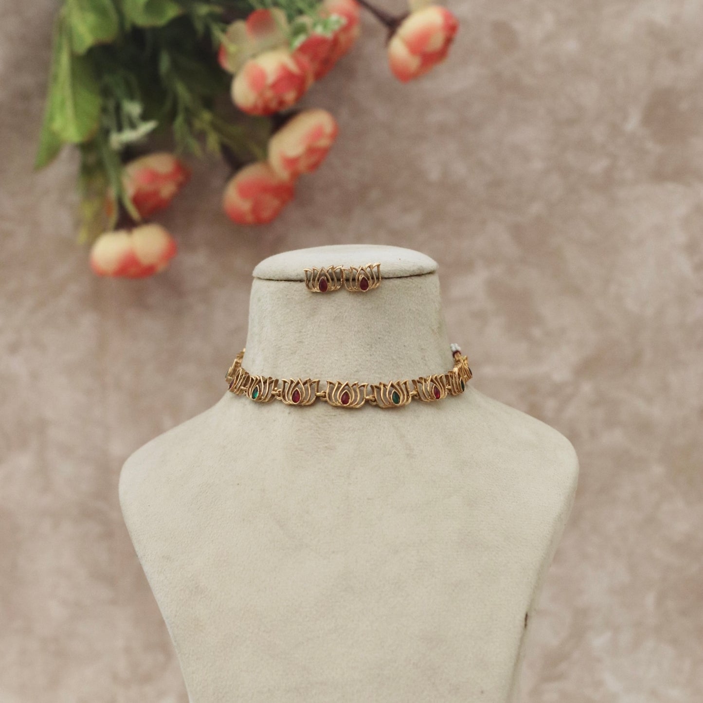 Lotus Necklace Set