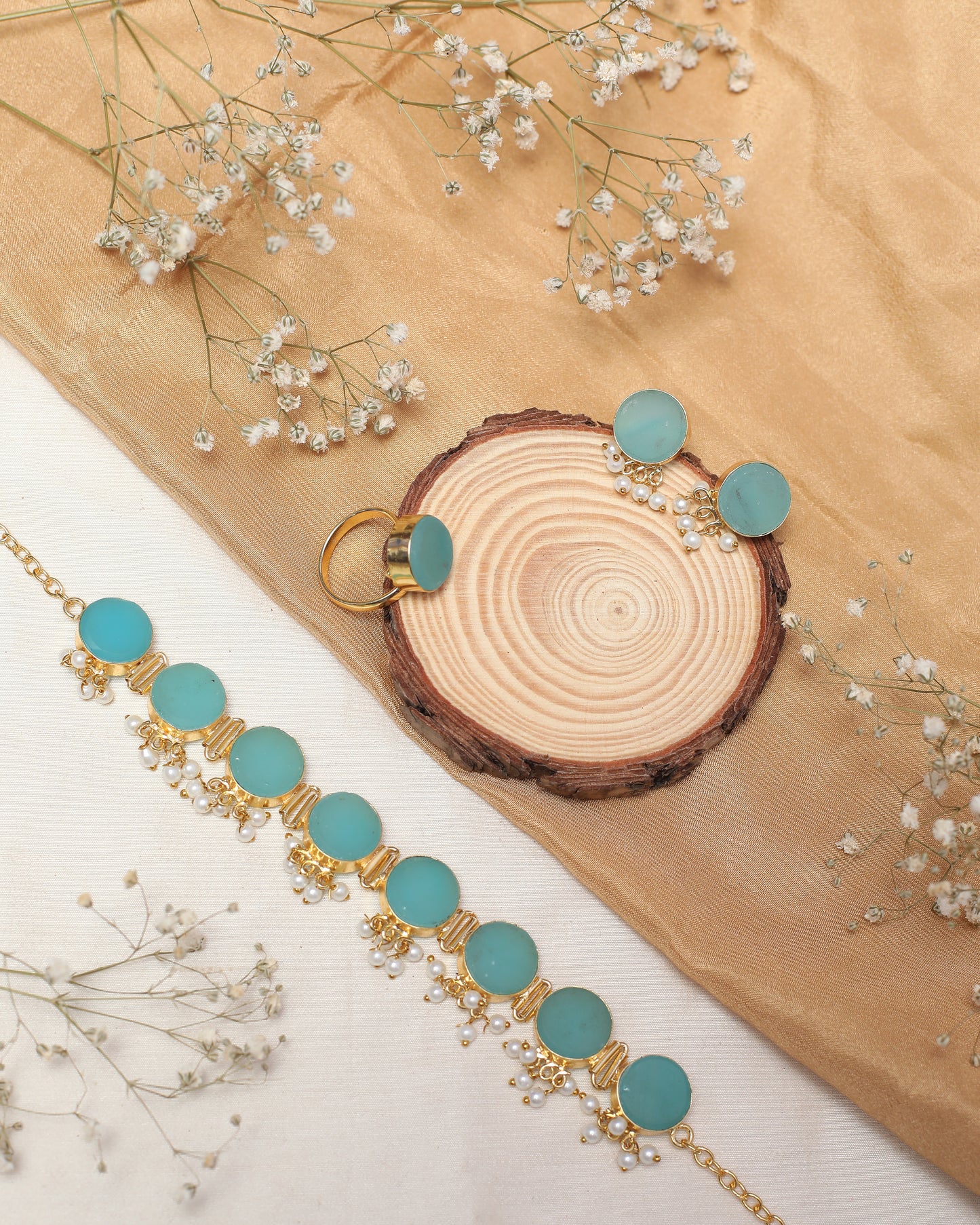 Raw Stone with Cluster of pearl Necklace / choker with Stud and Ring