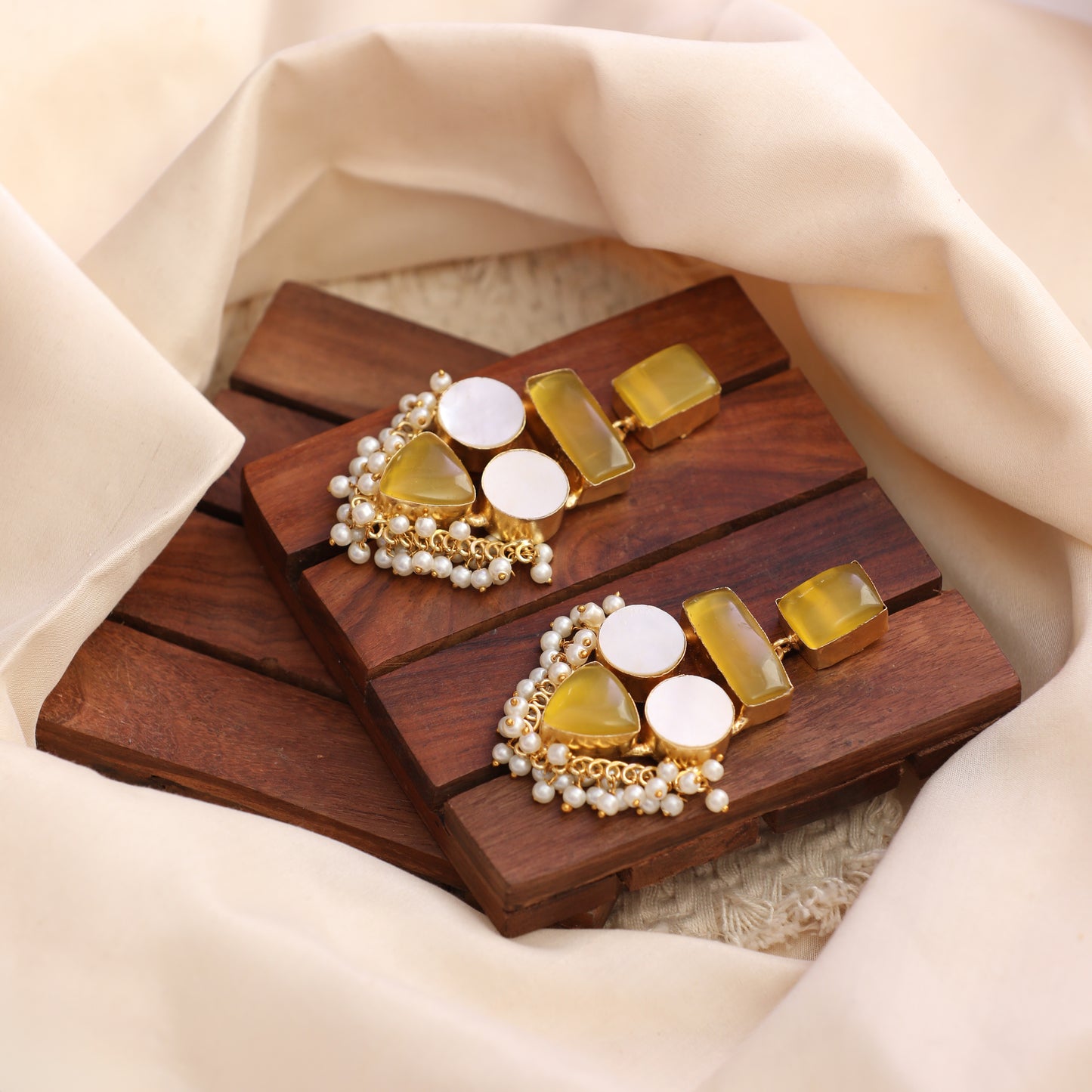 Lisha Earring