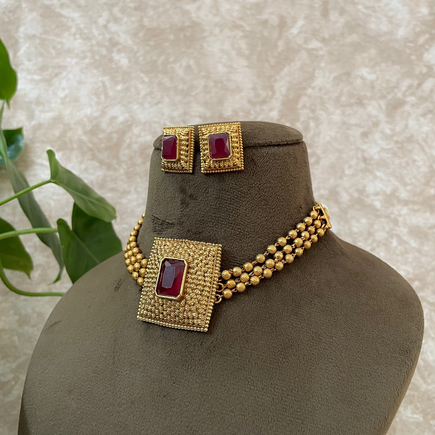 Vaishnavi Necklace / Choker Set