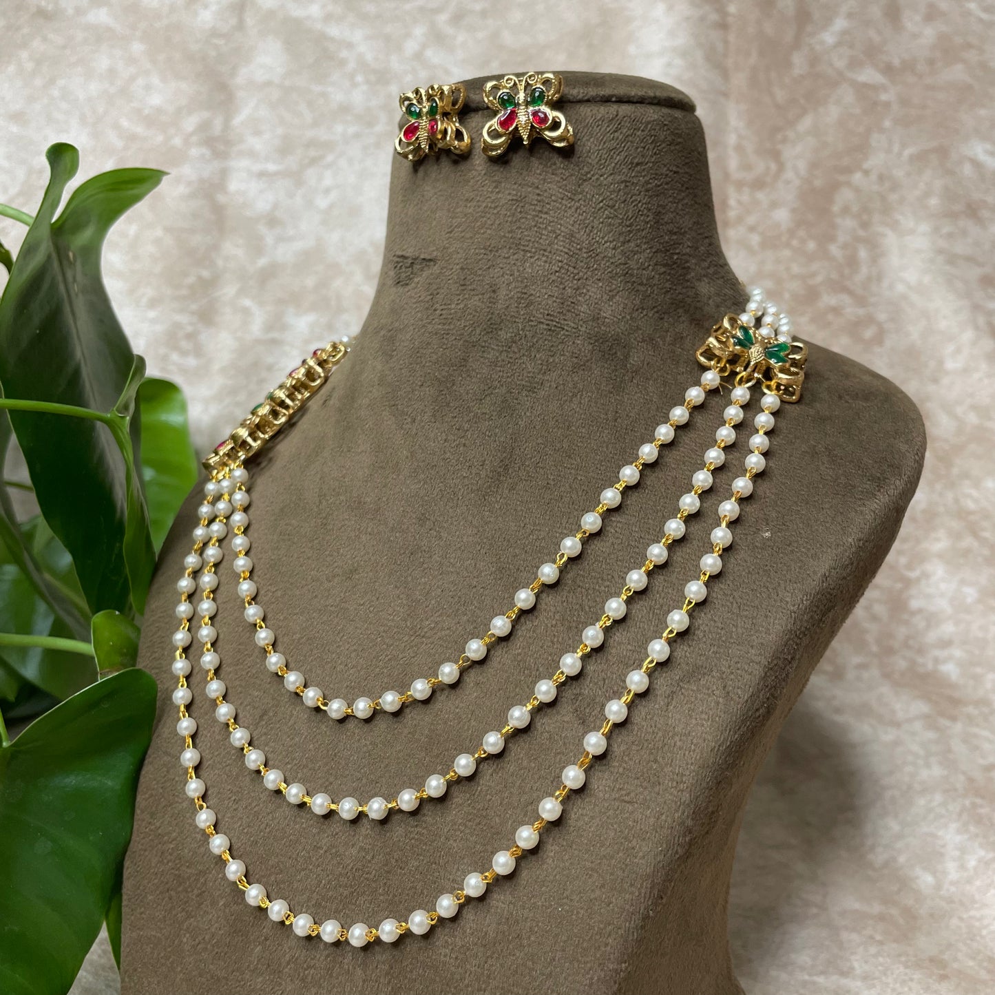 Thanshi pearl Long Haram With Earring