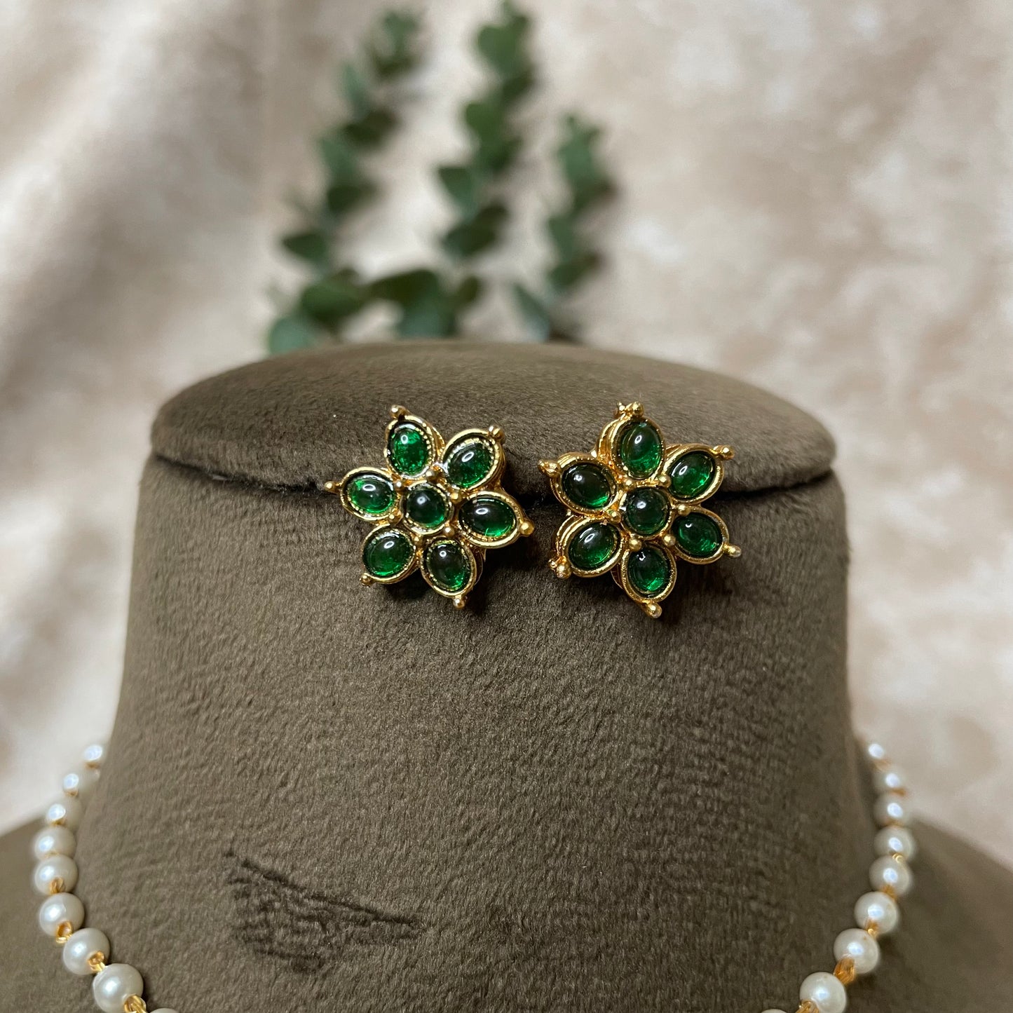 Zaron Pearl Necklace/Choker Set