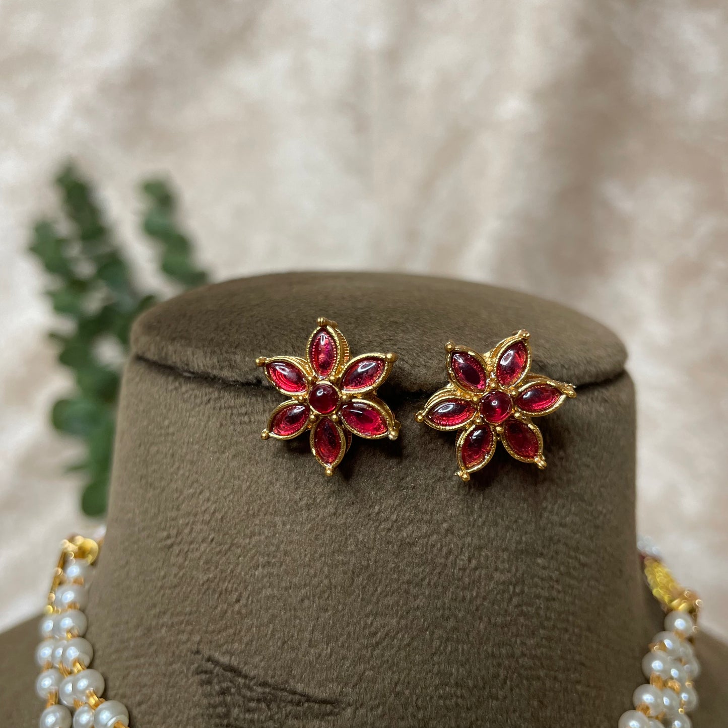 Ivanlin Pearl Necklace/Choker Set