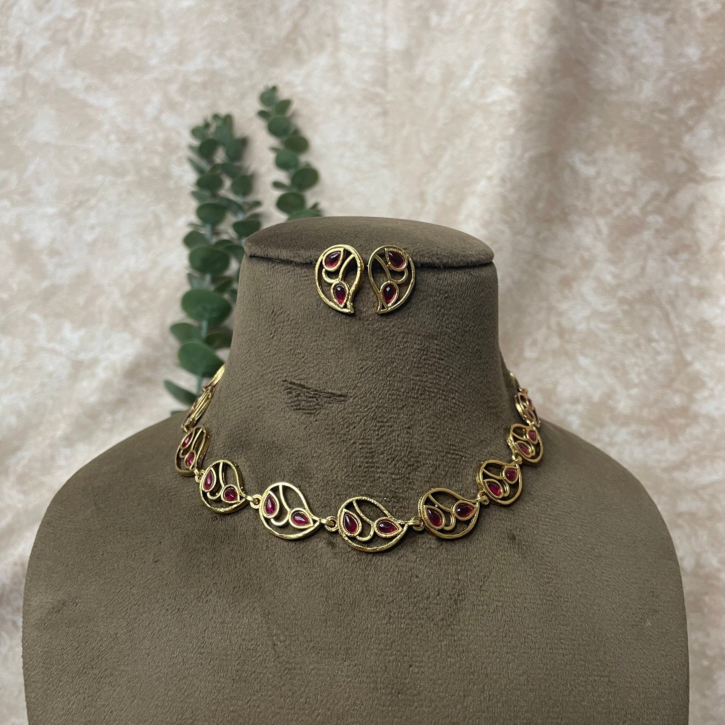 Shifani Necklace Set