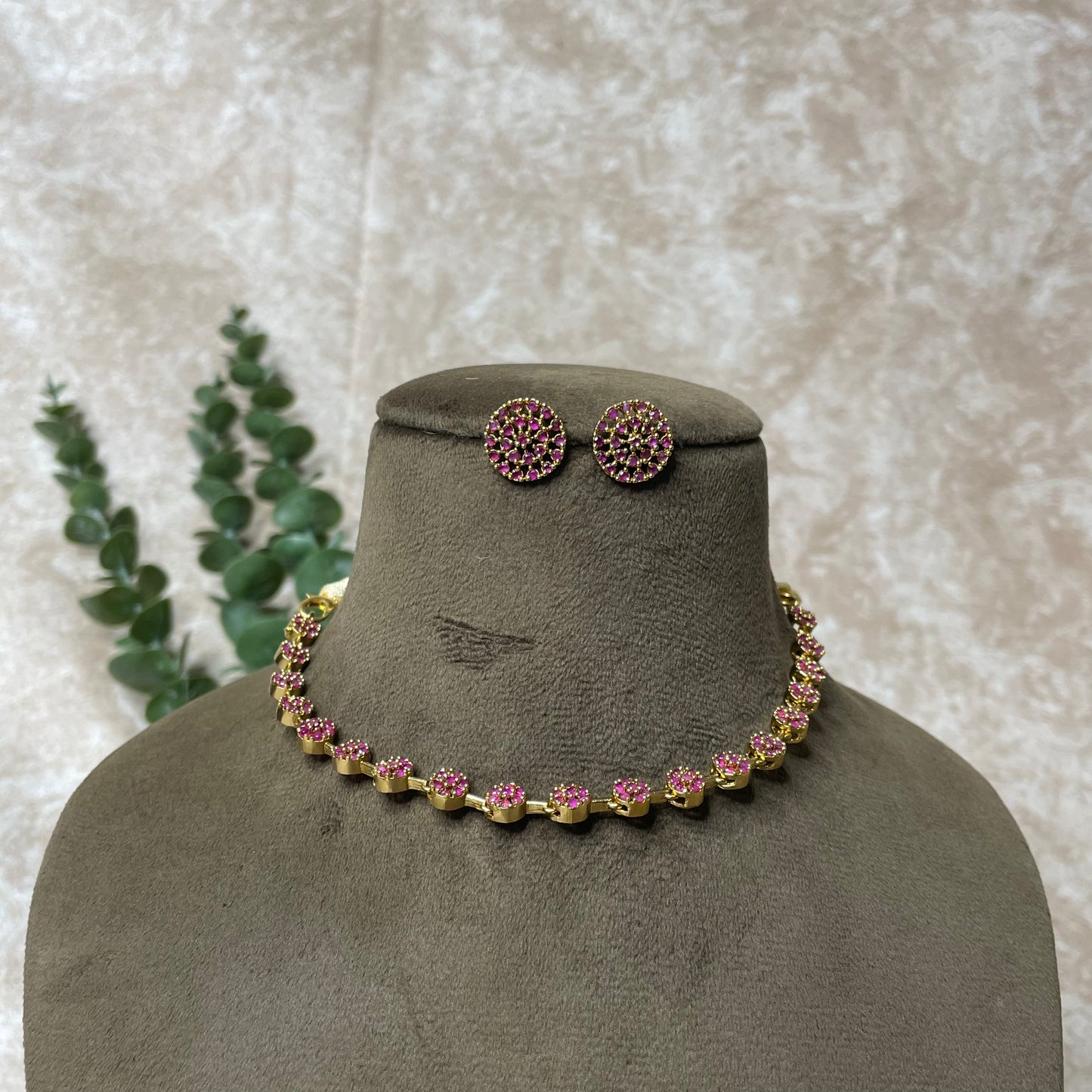 Laura Necklace Set