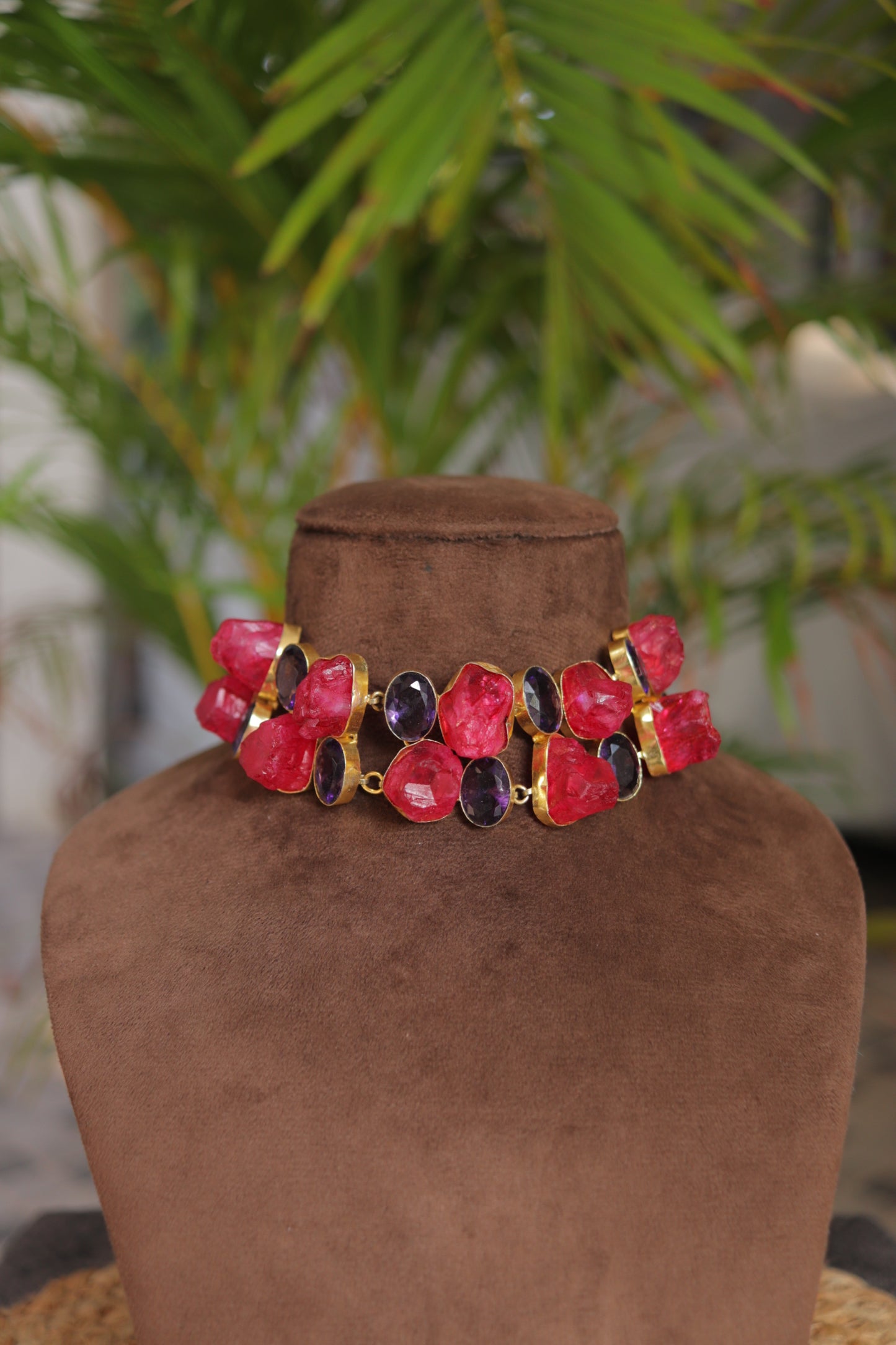 Saha Raw Stone Necklace