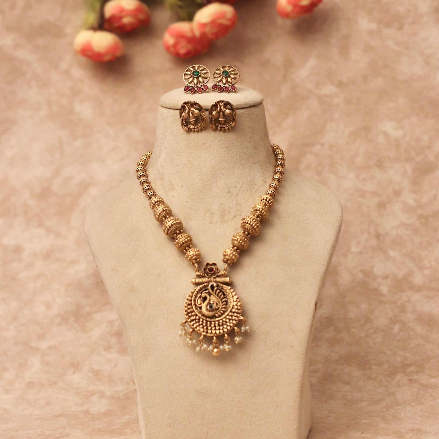 Reversible Necklace Set