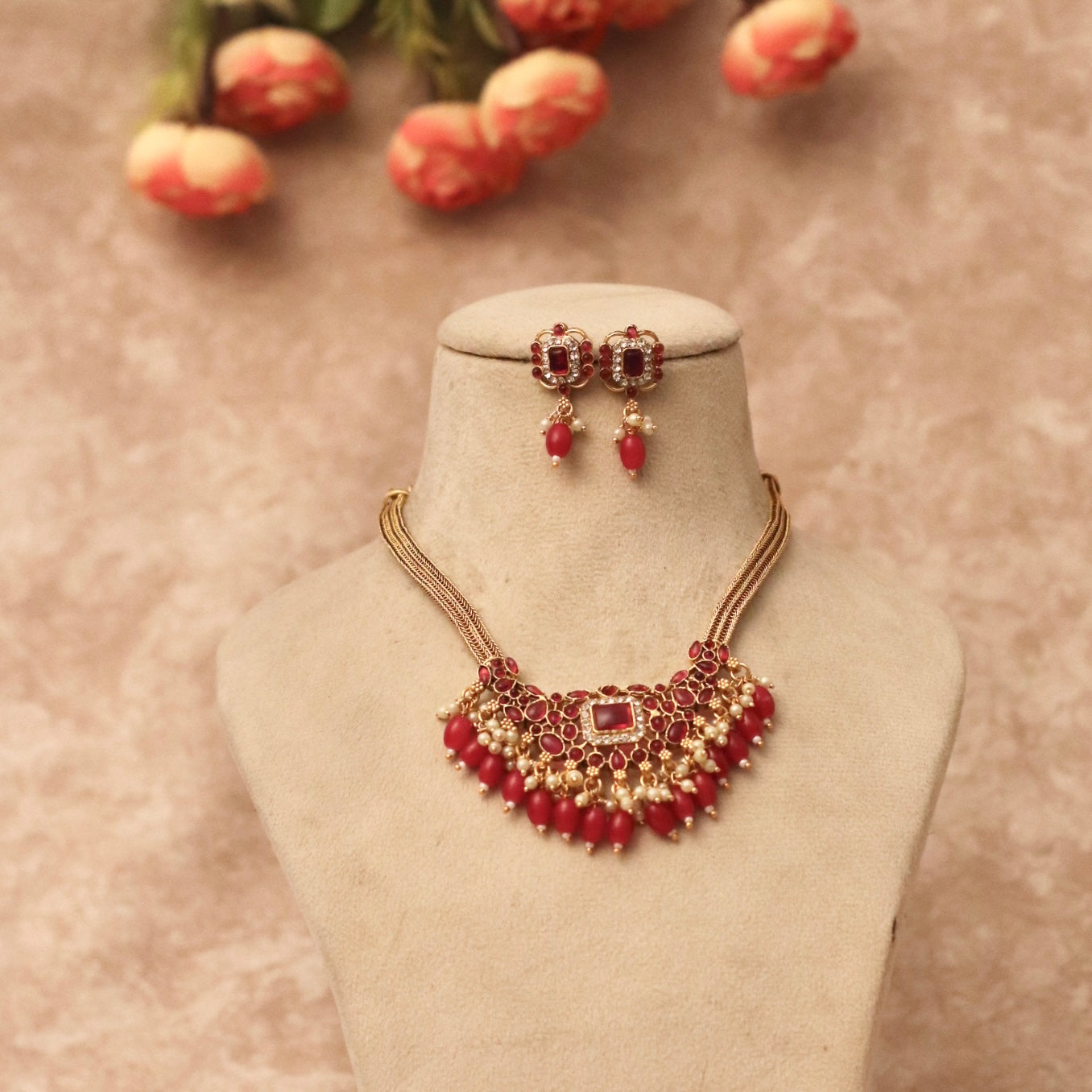 Liyaa Necklace Set