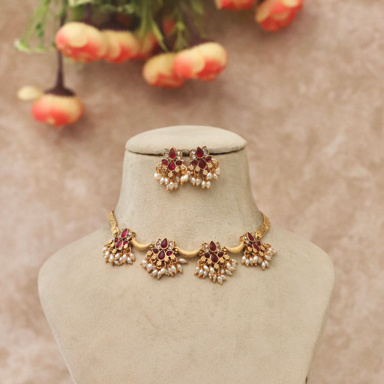 Sana Necklace Set