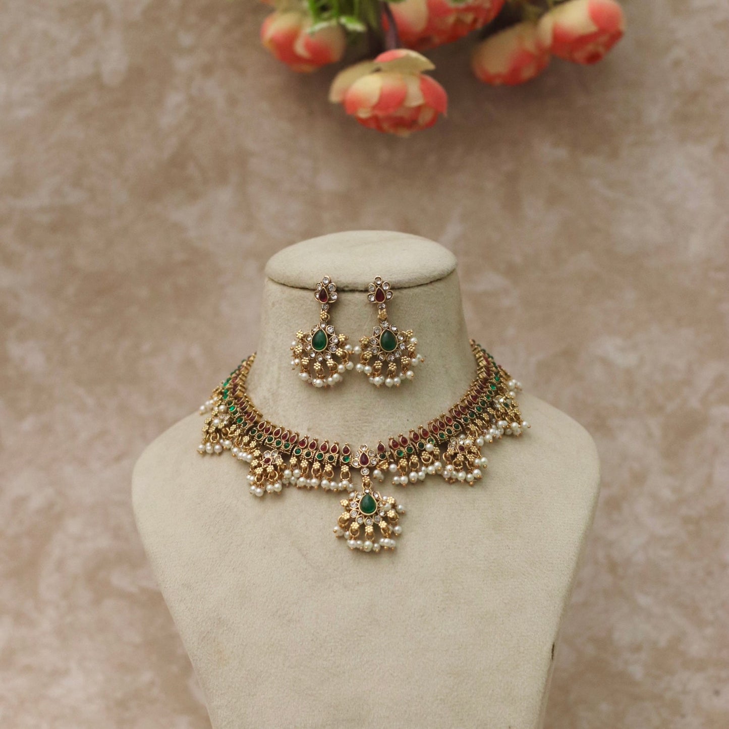 Sanaya Necklace Set