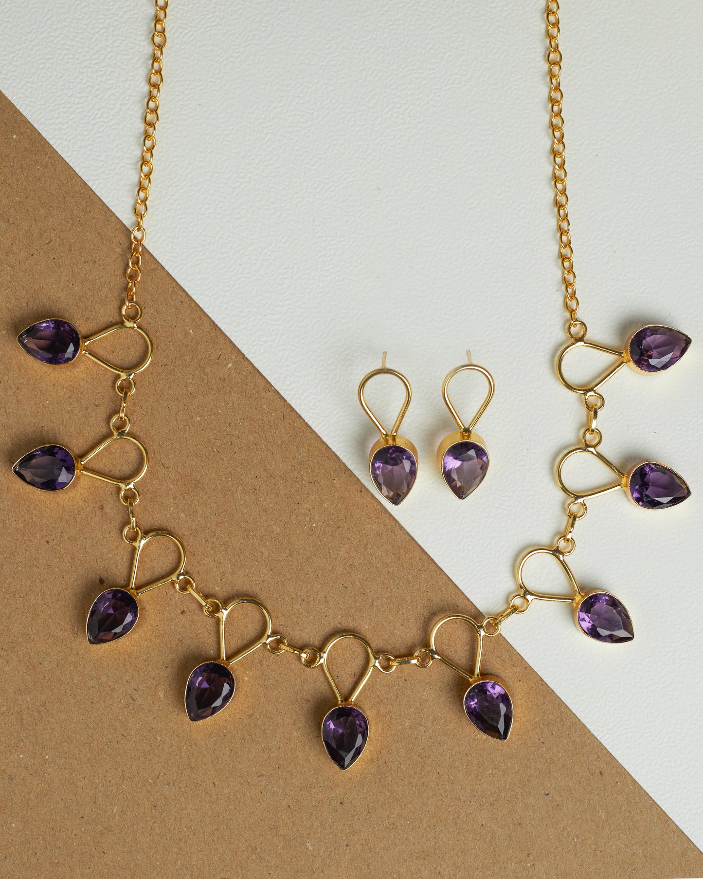 Harsh Diamond Drop Glossy Stone Neckpiece with Earring