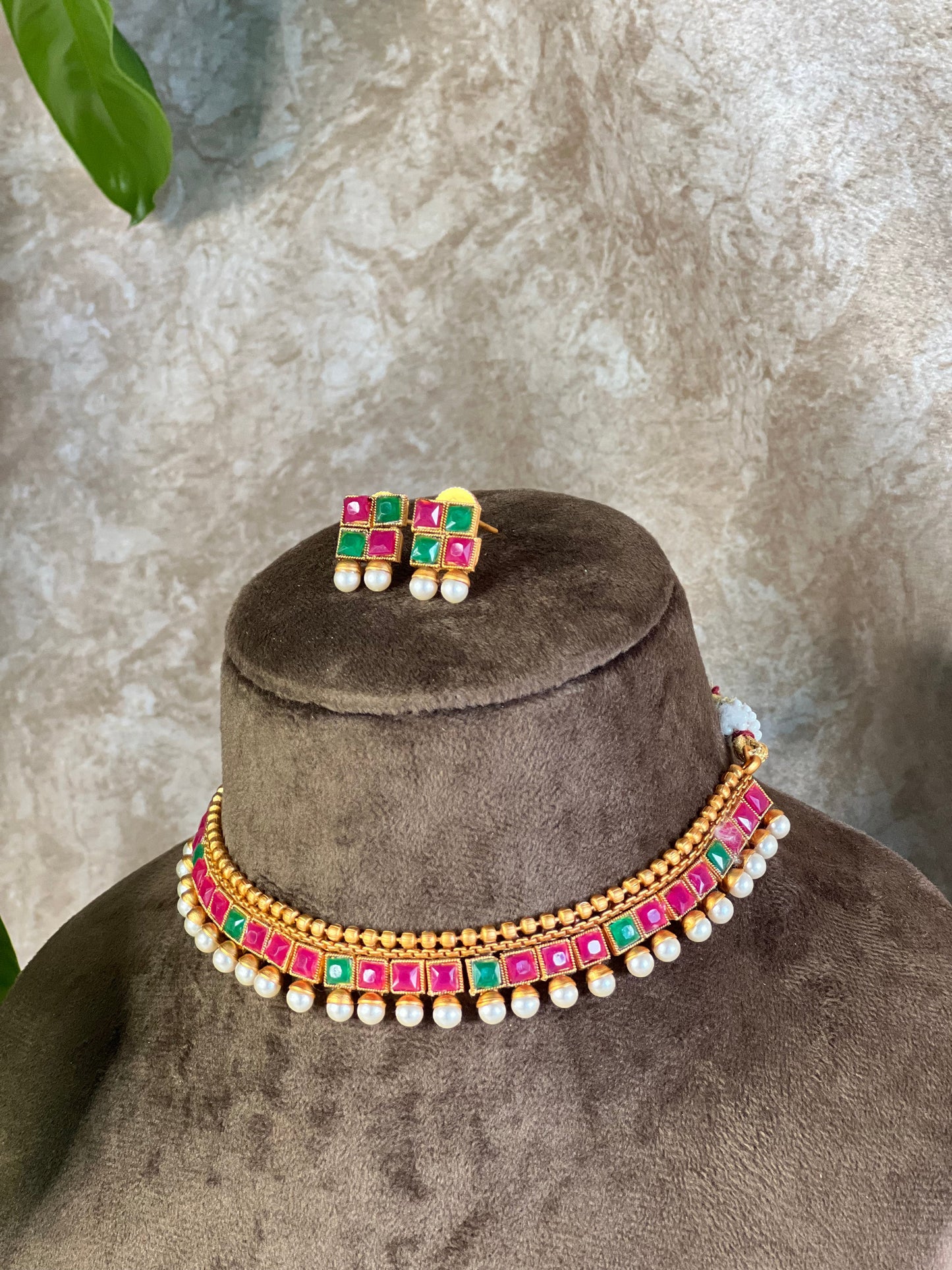 Sujansi Ruby and Green Necklace with Stud