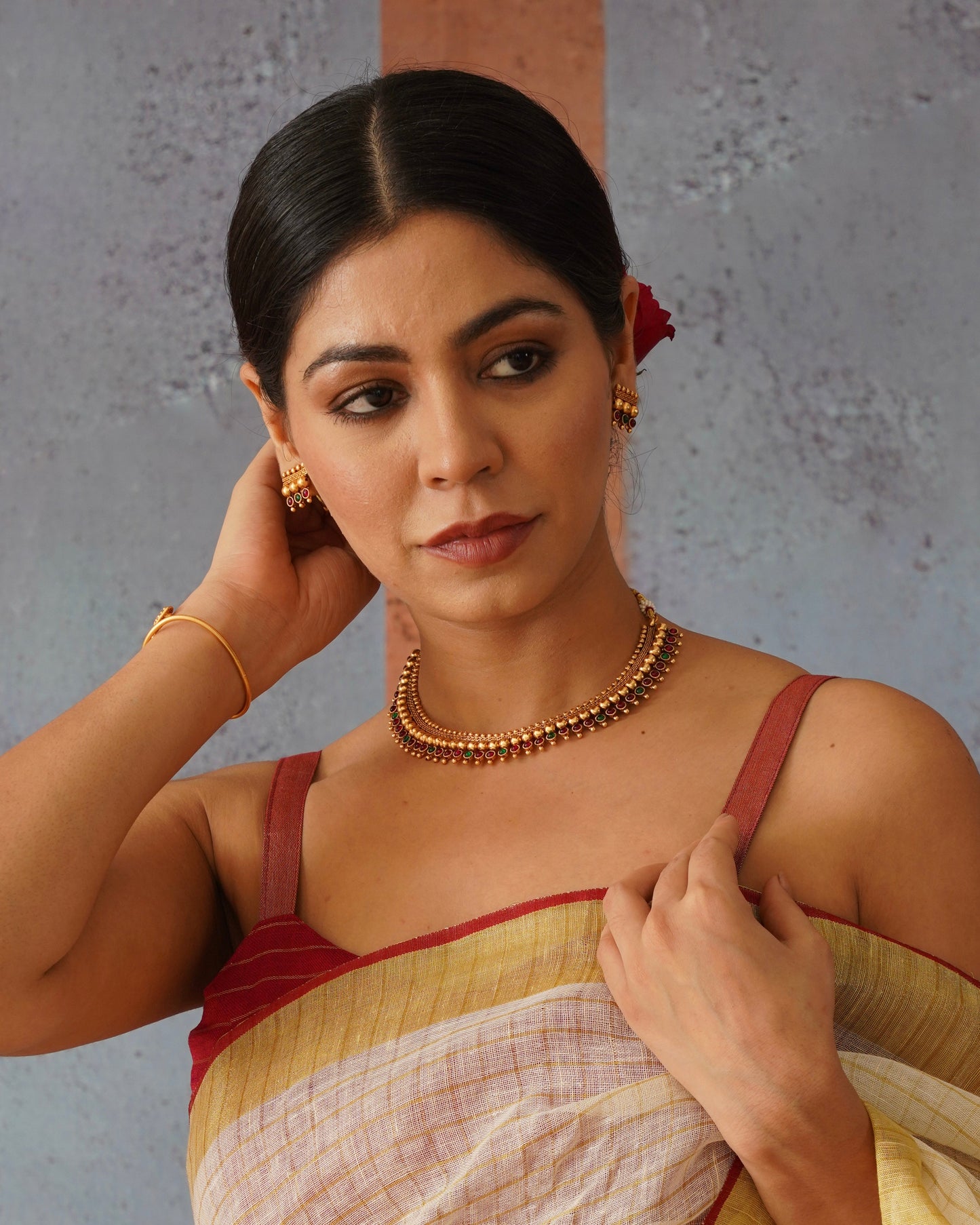 Jeyani Necklace with Stud