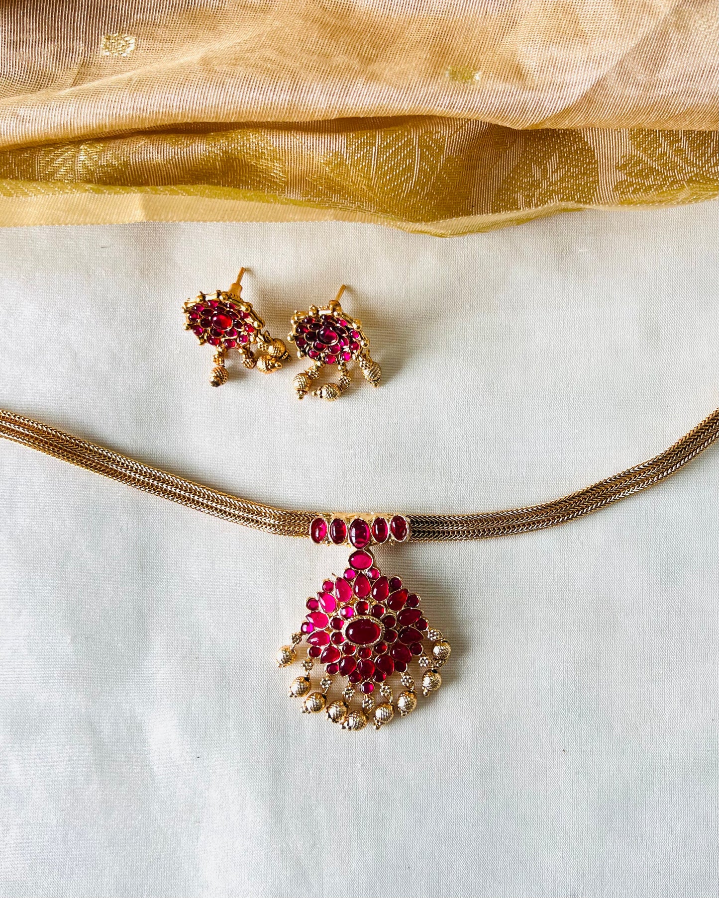 Durkalaksmi Necklace with Stud
