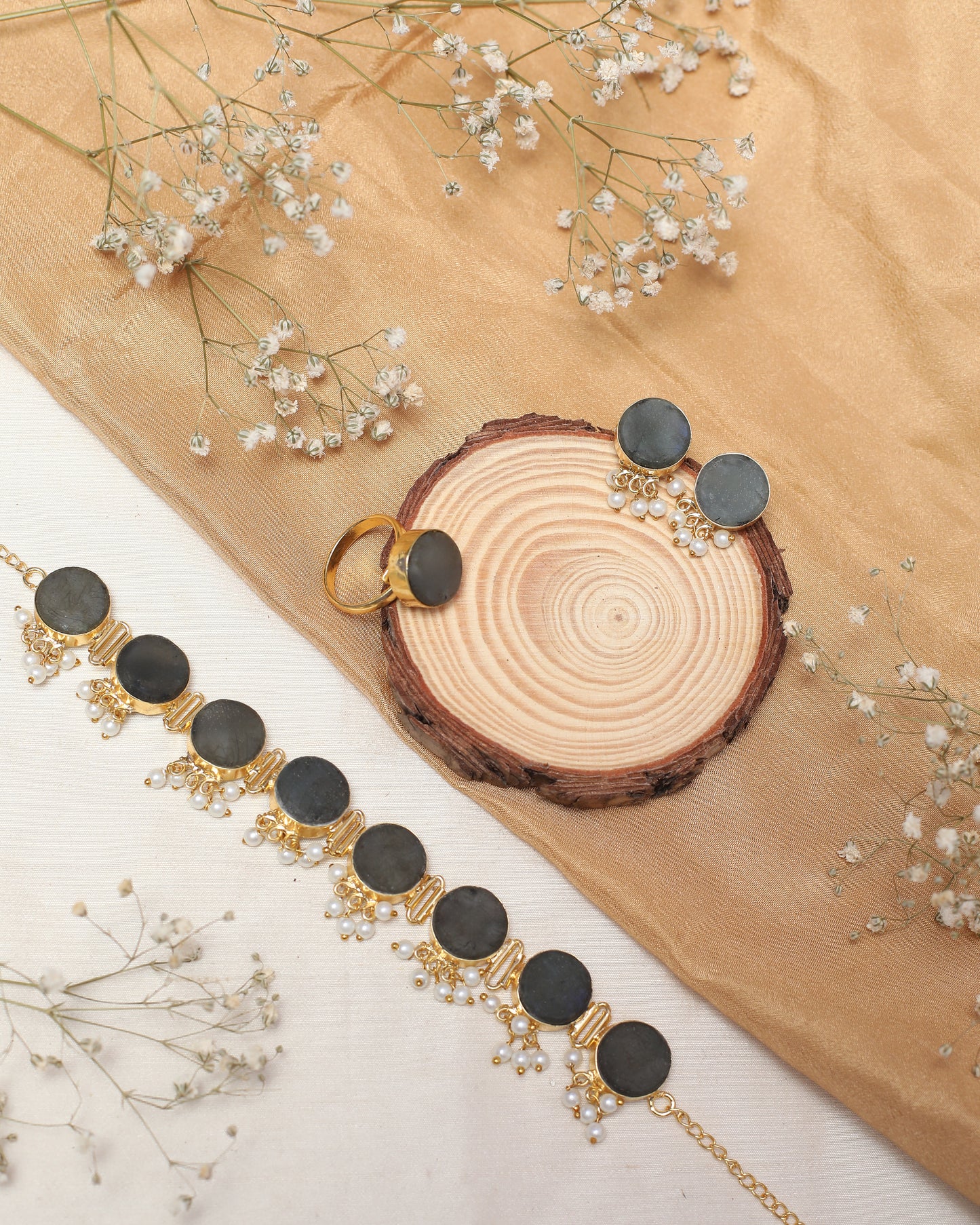 Raw Stone with Cluster of pearl Necklace / choker with Stud and Ring