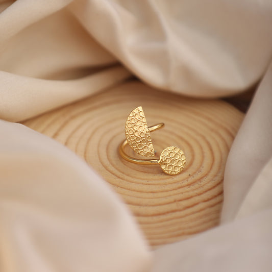 Yahi Gold Ring