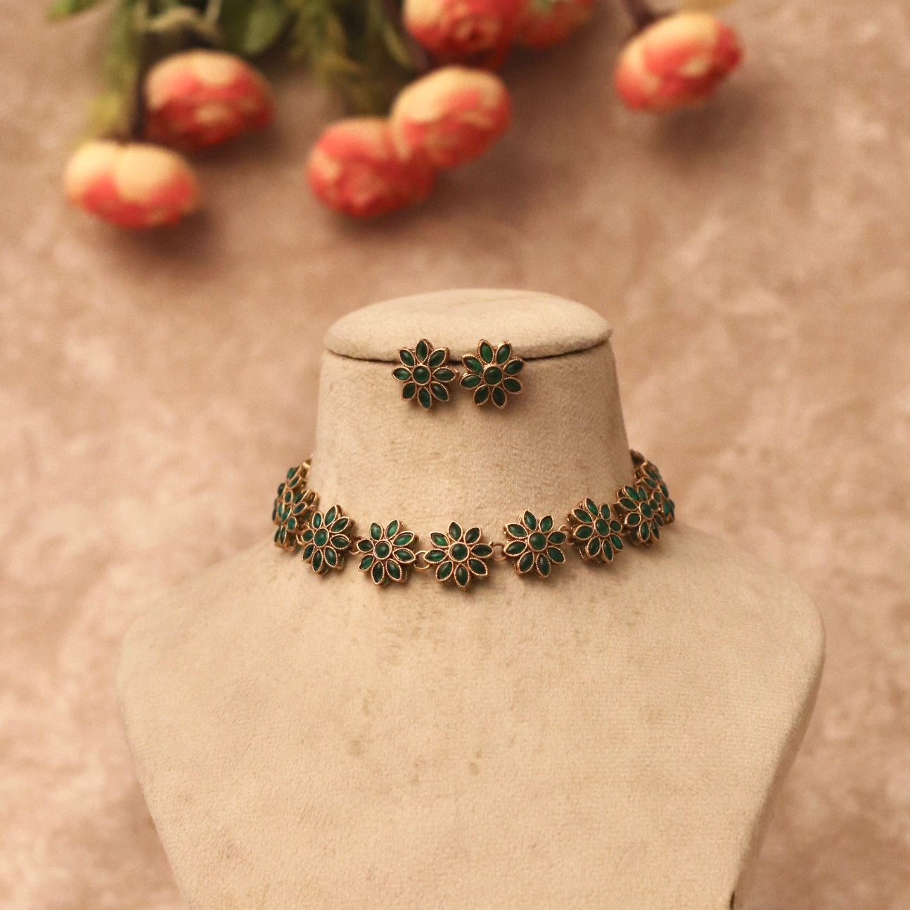 Riyana Necklace Set