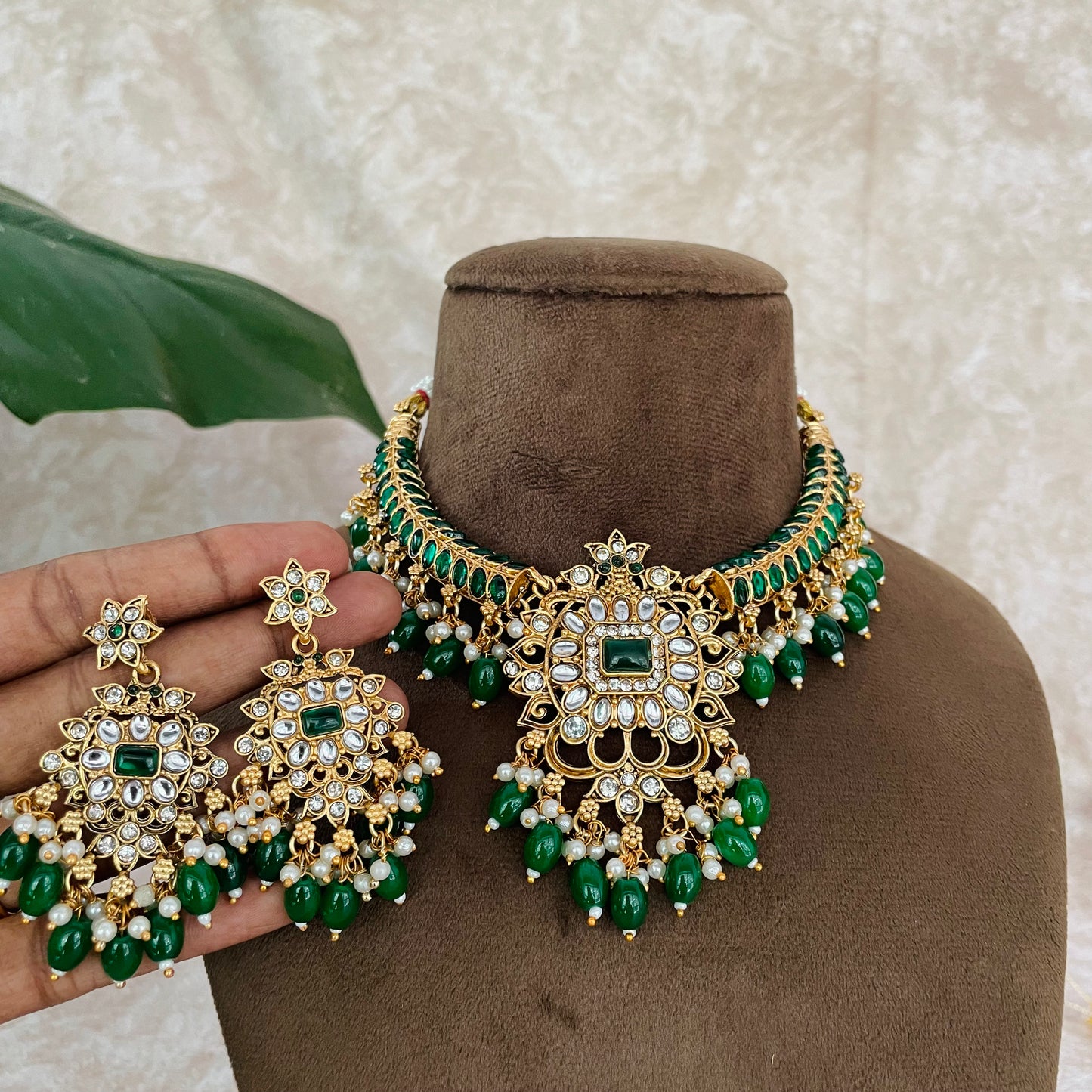 Zoya Necklace Set