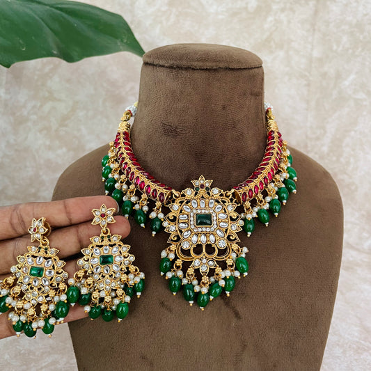 Yoshita Necklace Set