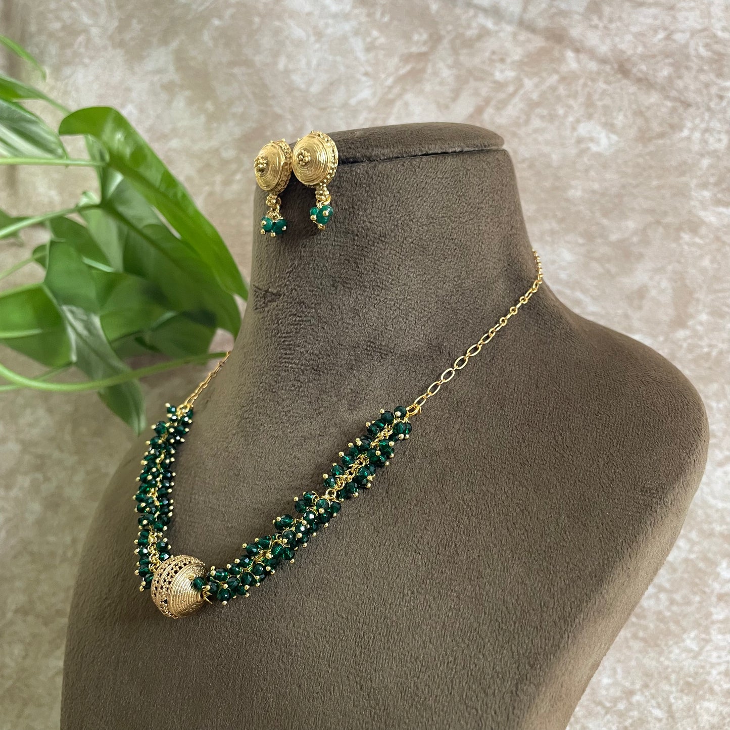 Aashvi Necklace