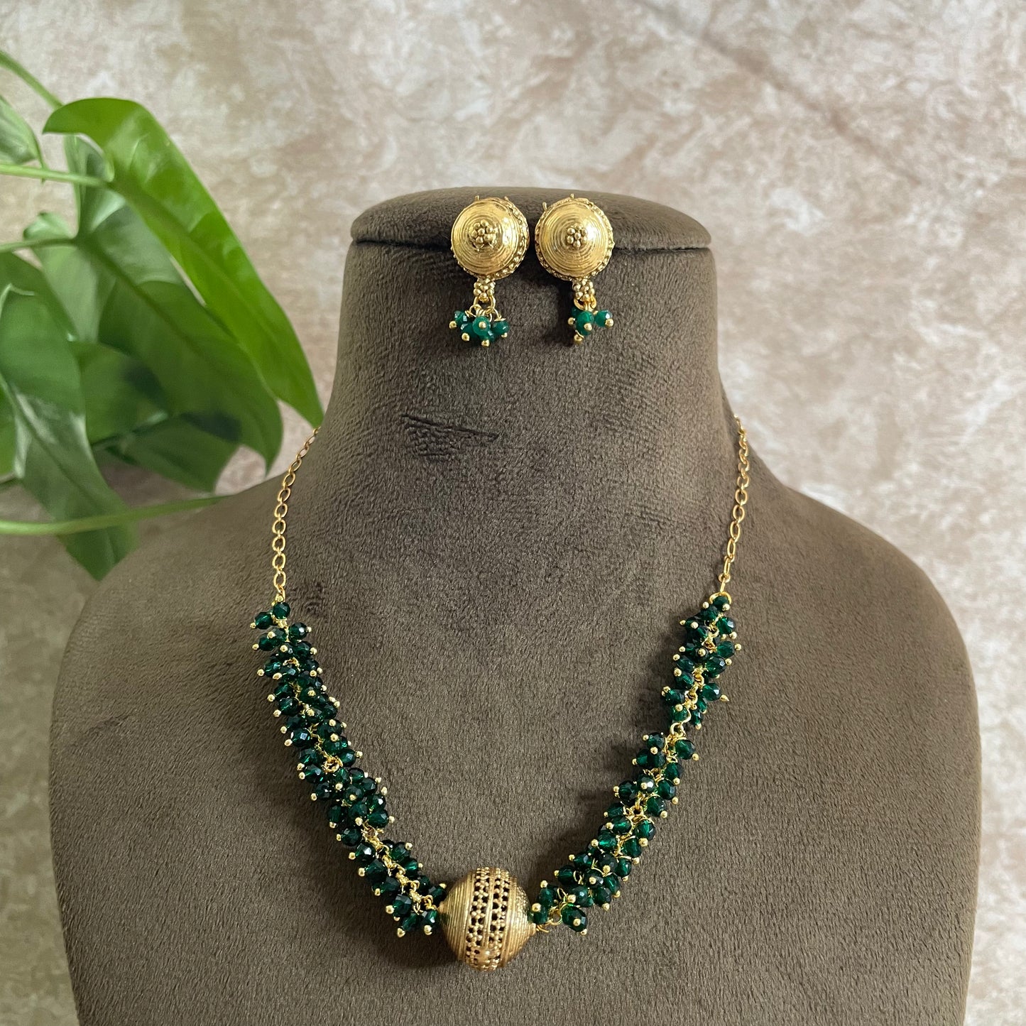 Aashvi Necklace