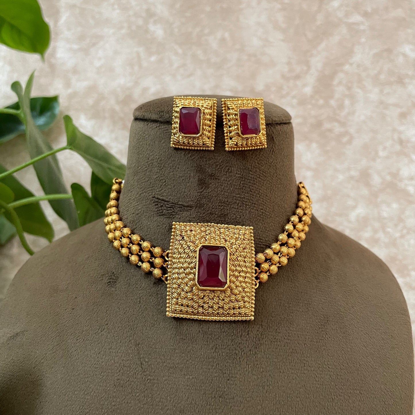 Vaishnavi Necklace / Choker Set