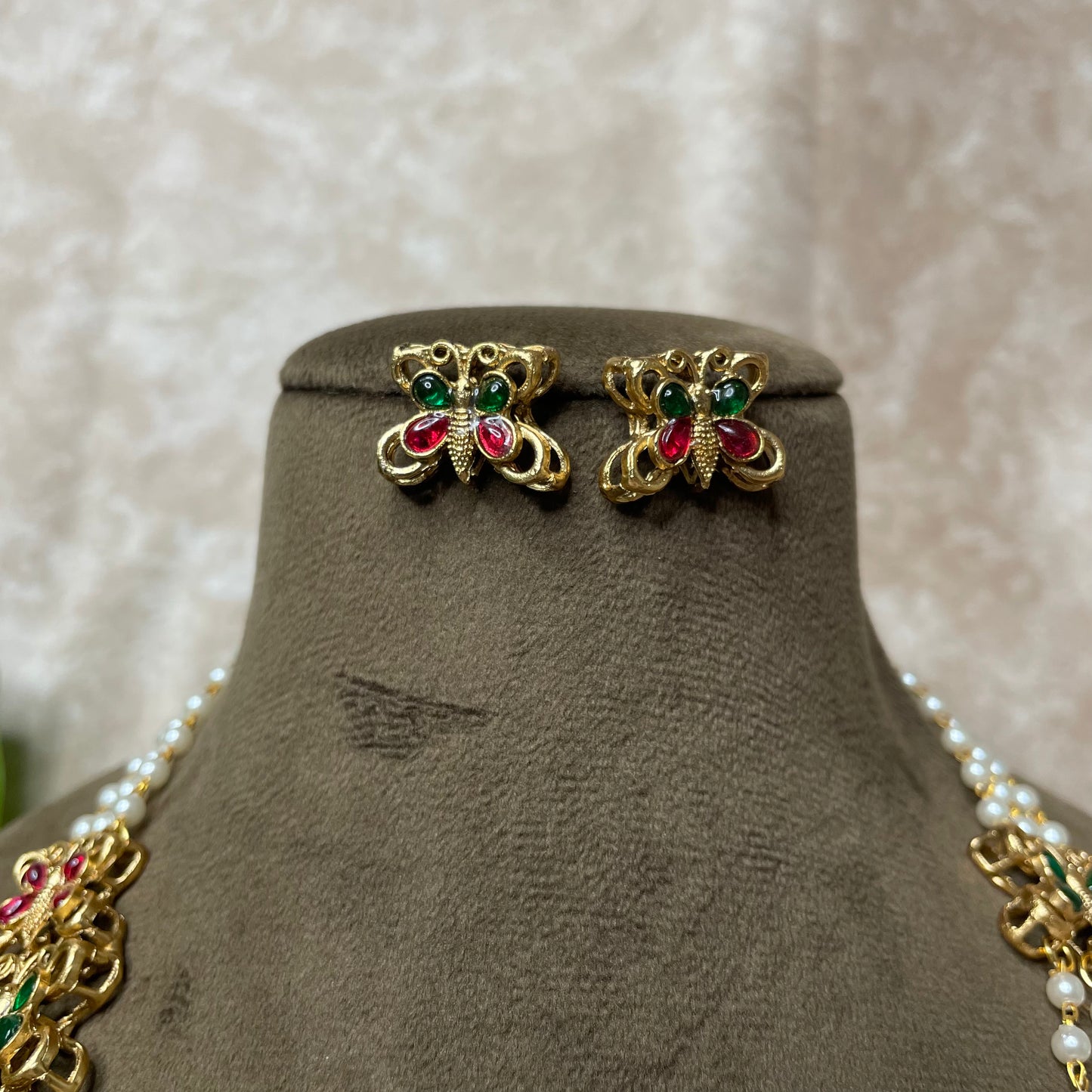 Thanshi pearl Long Haram With Earring