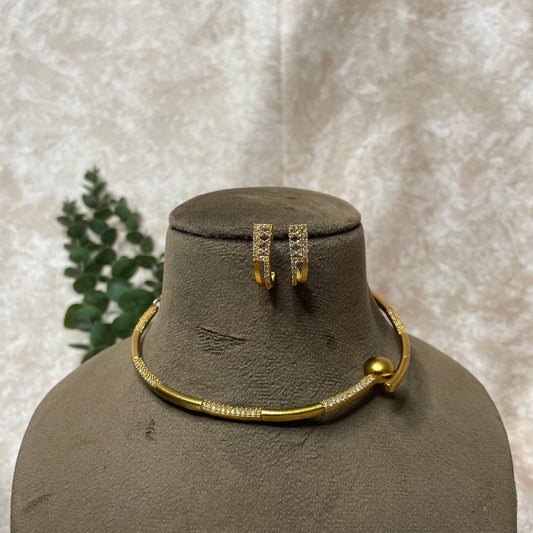 Dharanii Necklace Set