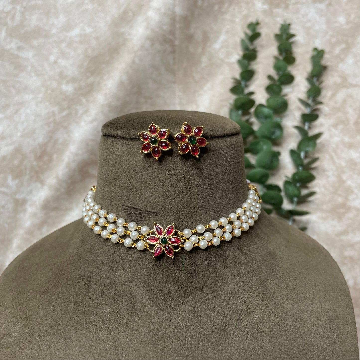 Dhakshu Pearl Necklace/Choker Set