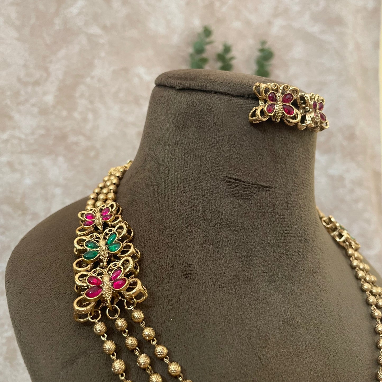 Athinsha Long Haram With Earring