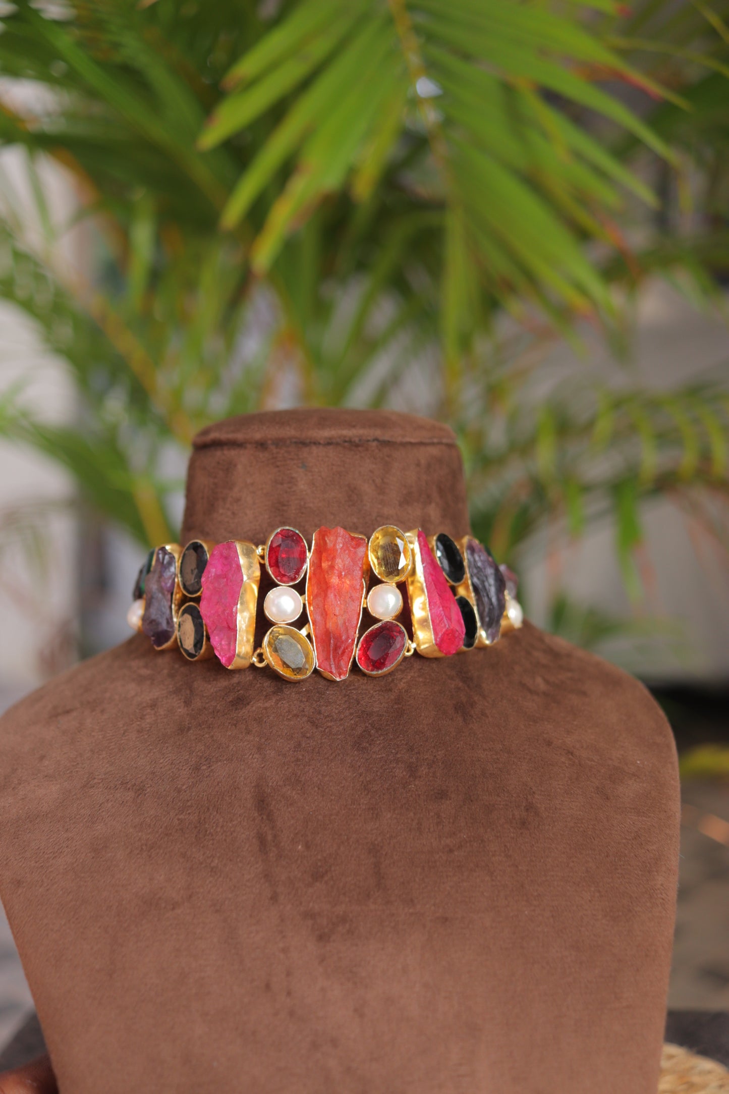 Aarona Raw Stone Necklace