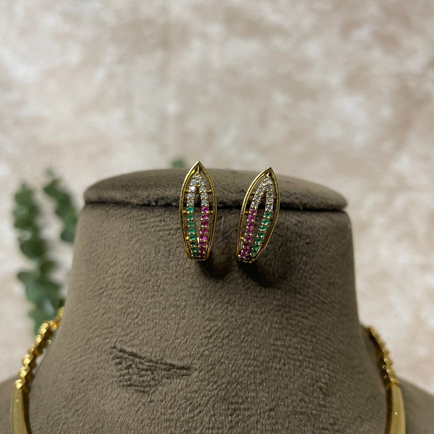Amora Necklace Set