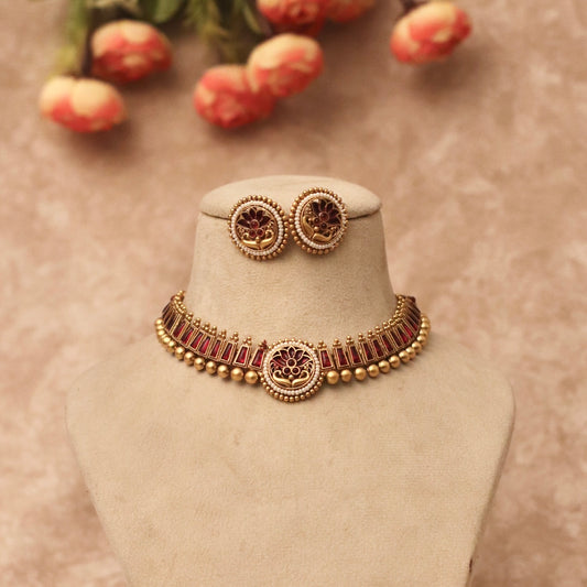 Haya Red Stone Necklace Set