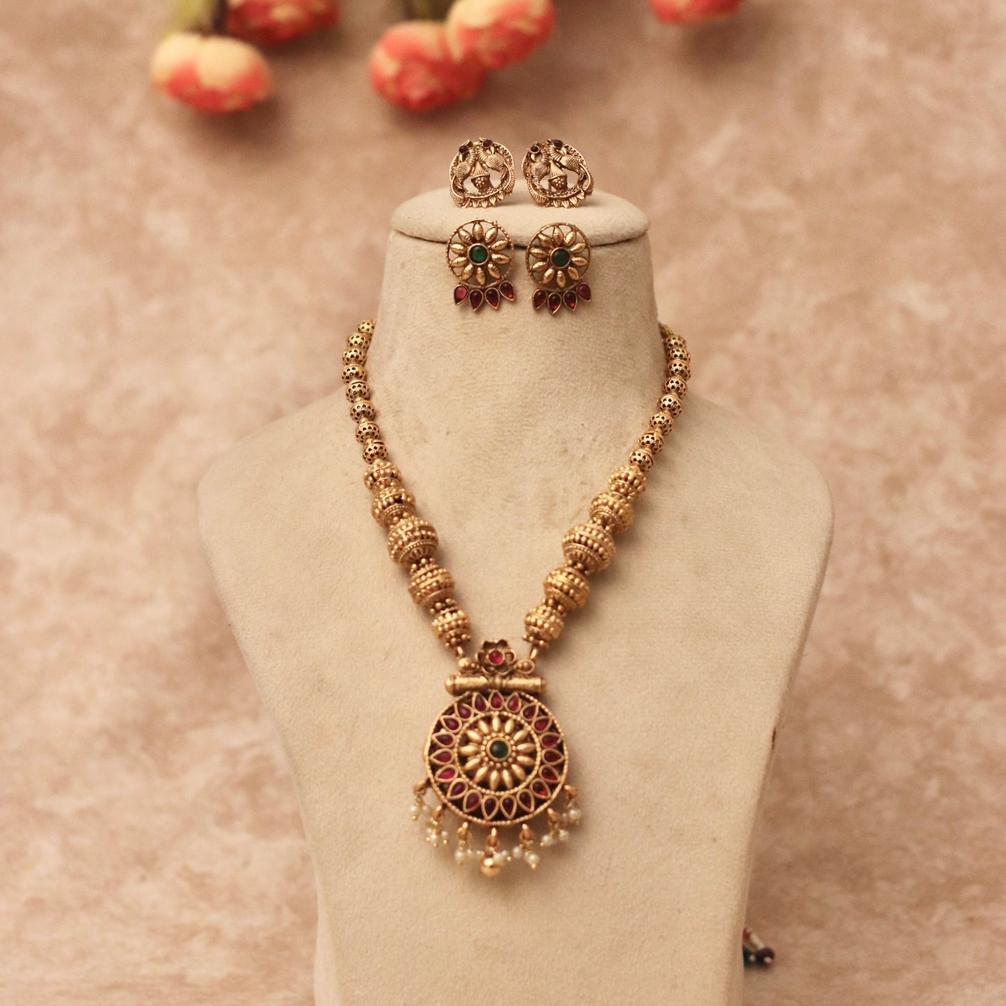 Reversible Necklace Set