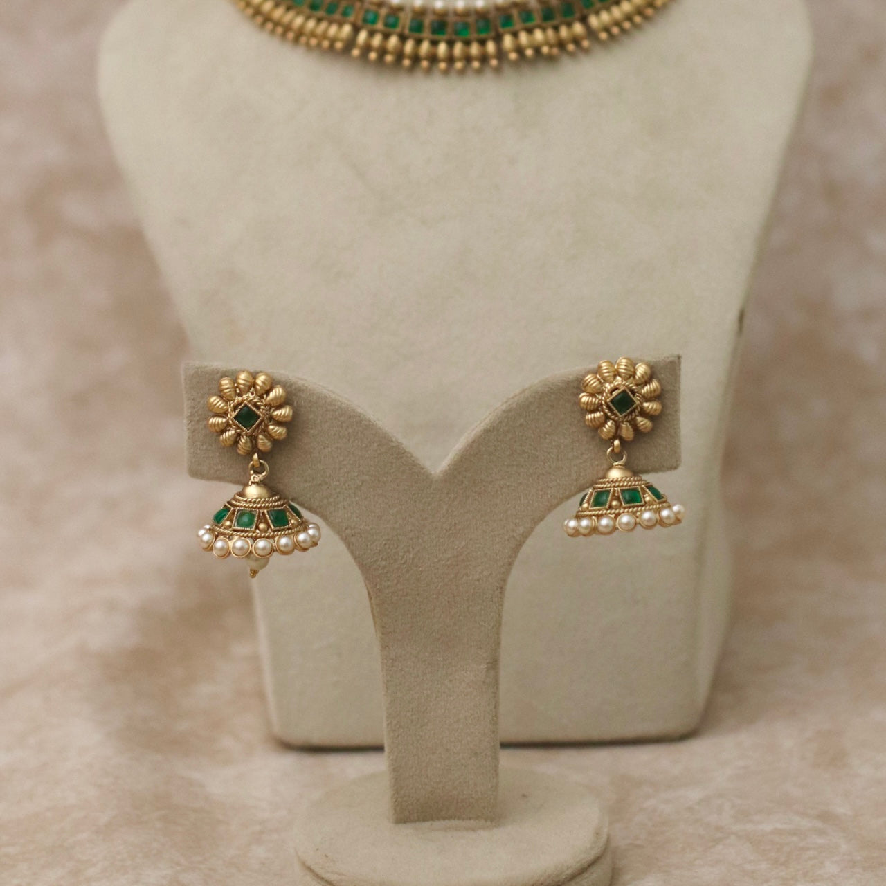 Sajina Necklace Set