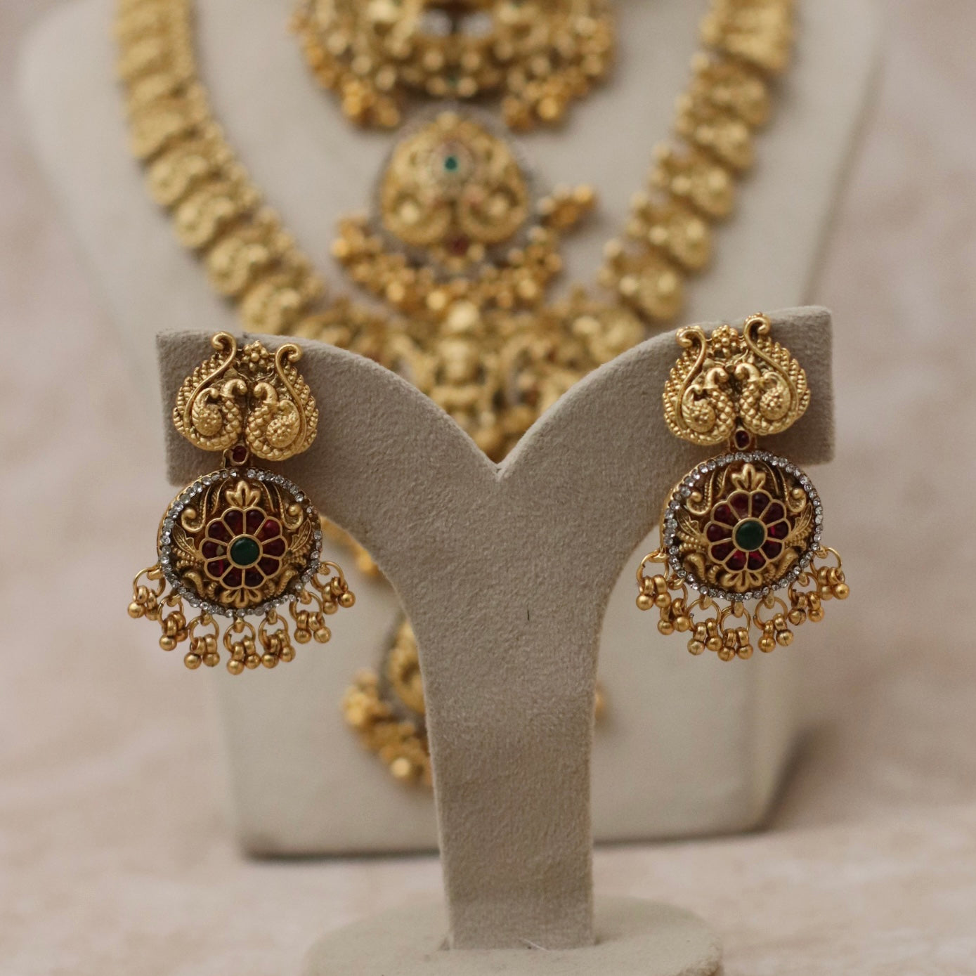 Tiya semi bridal set