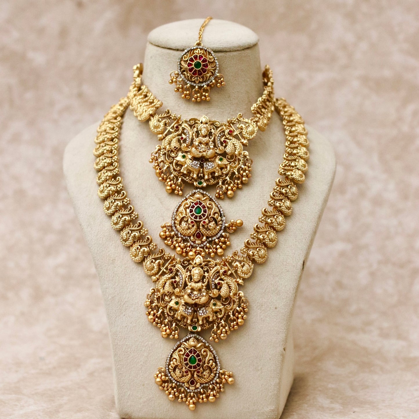 Tiya semi bridal set