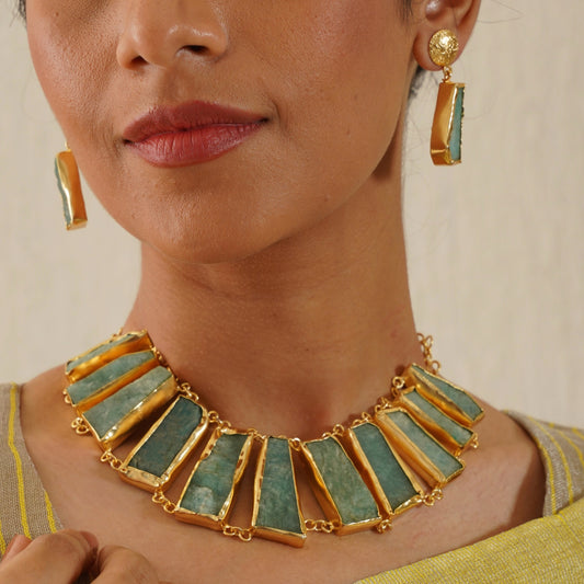 Harumi Blue Raw Stone Neckpiece with Earring