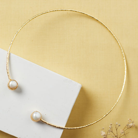 Haza Pearl Neckcuff / Neckpiece