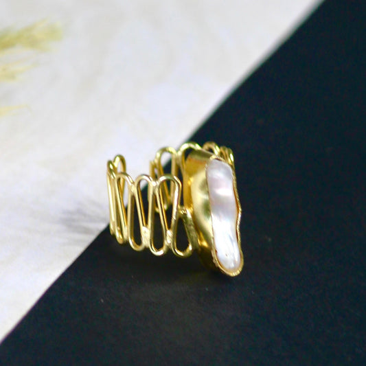 Daina Baroque Ring