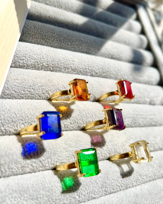 Lavish glossy stone Ring