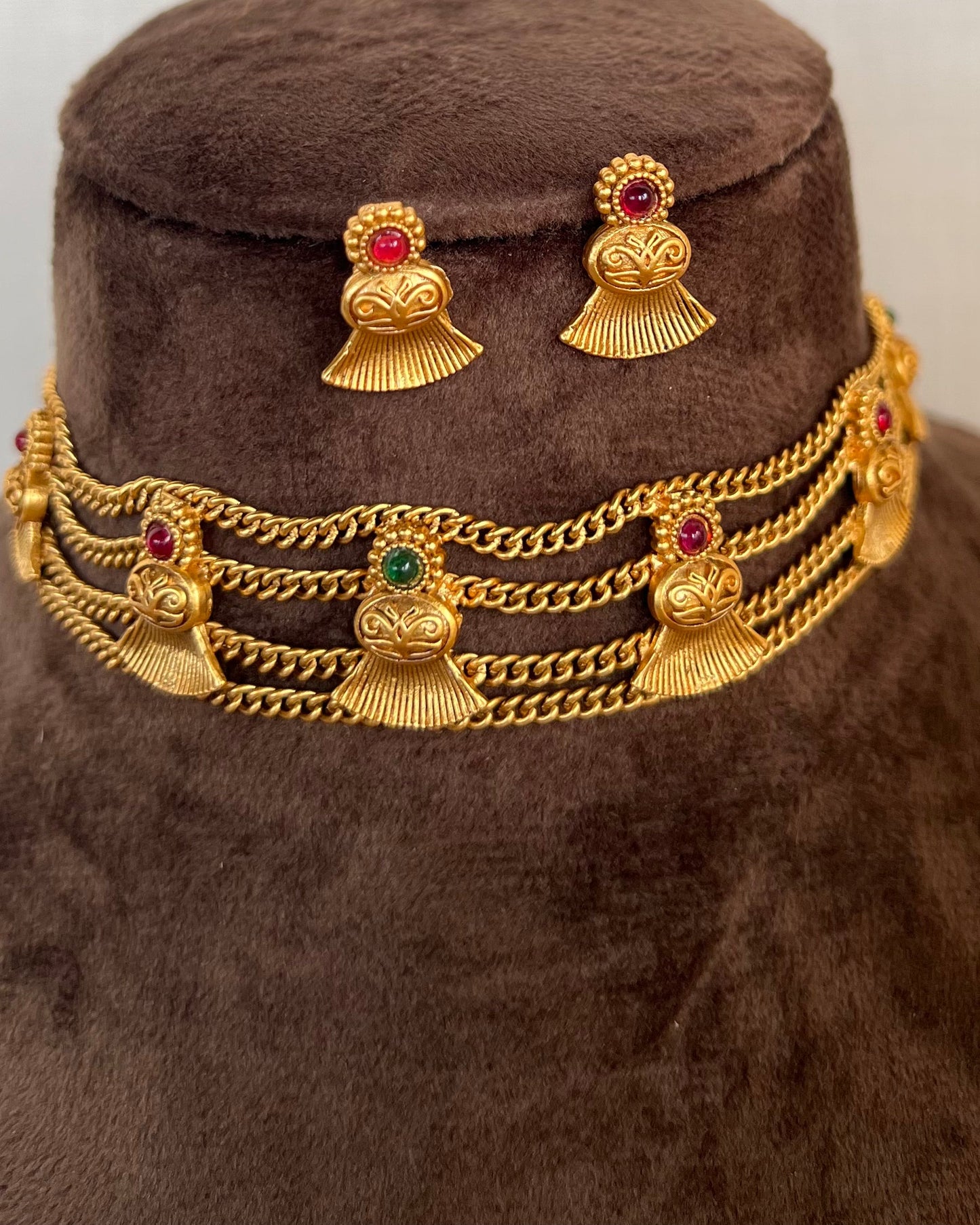 Aakriti Necklace/Choker with Earring