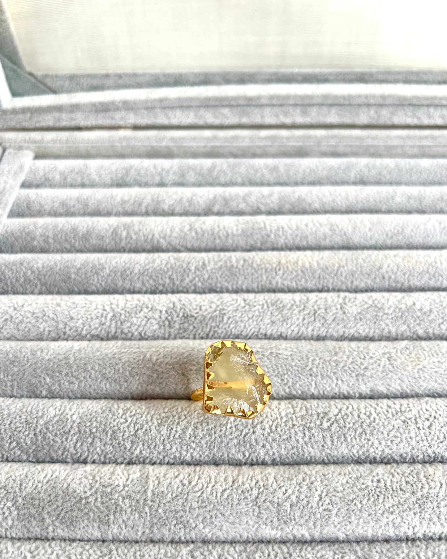 Exquisite glossy Lemon Yellow ring