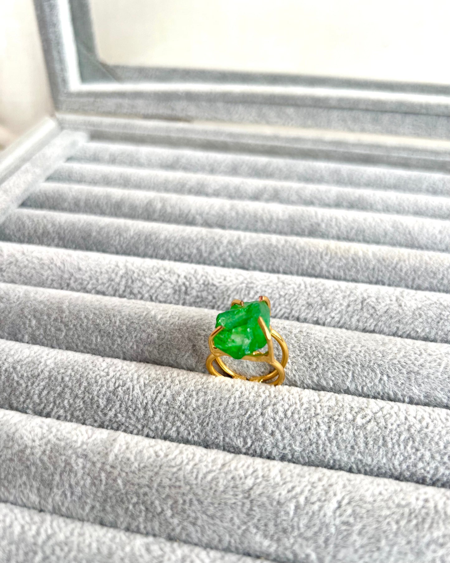 Green raw stone ring