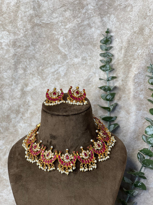 Traditional stone Necklace set